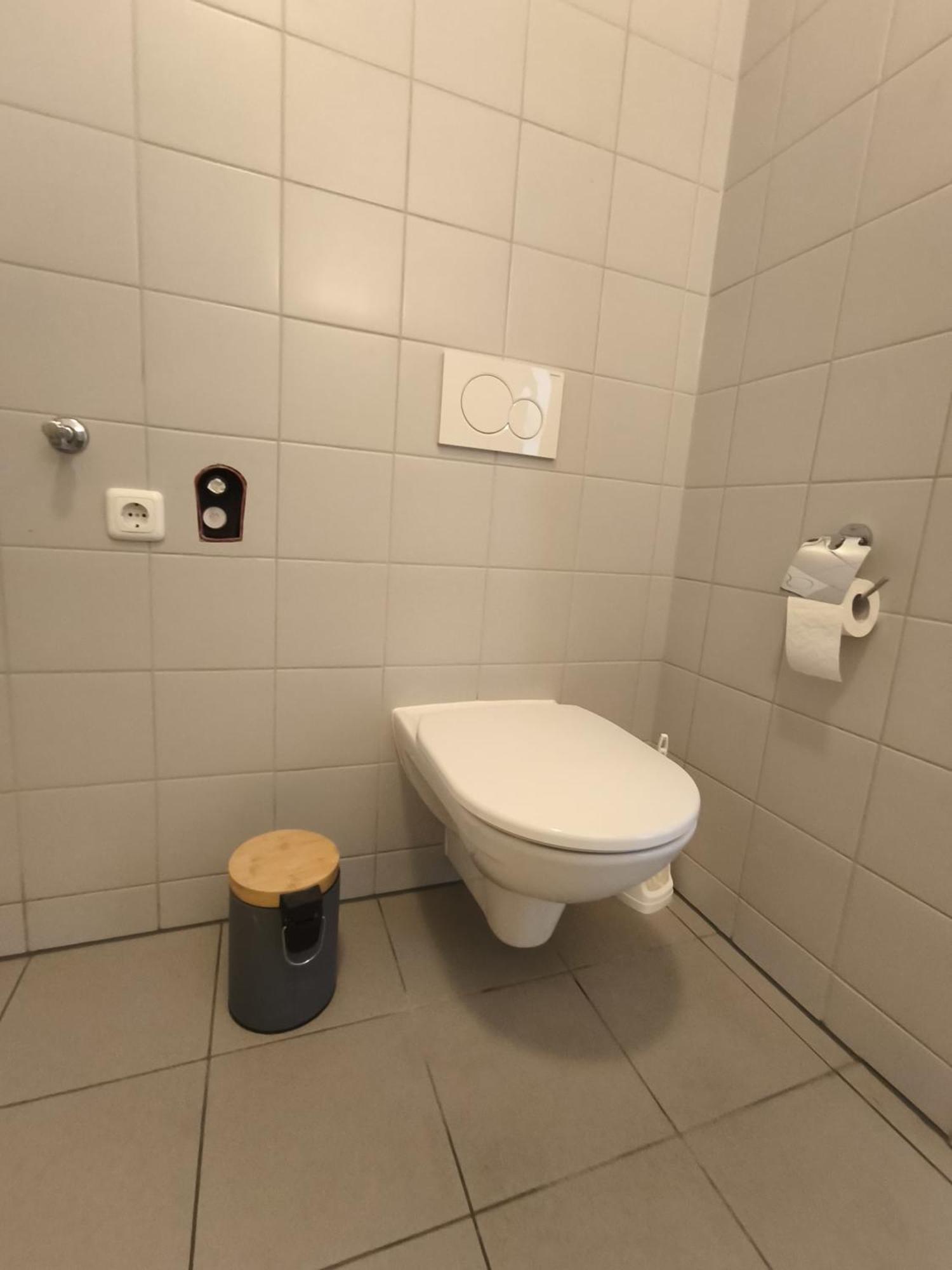 Schlafplatzl Hotel Marchtrenk Kültér fotó